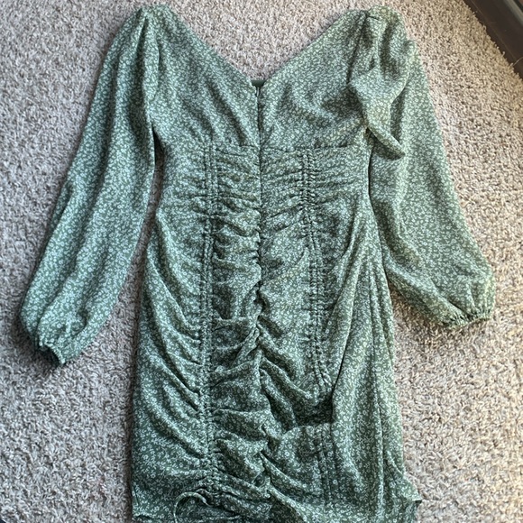 Summer dress ✨✨ - Picture 2 of 2